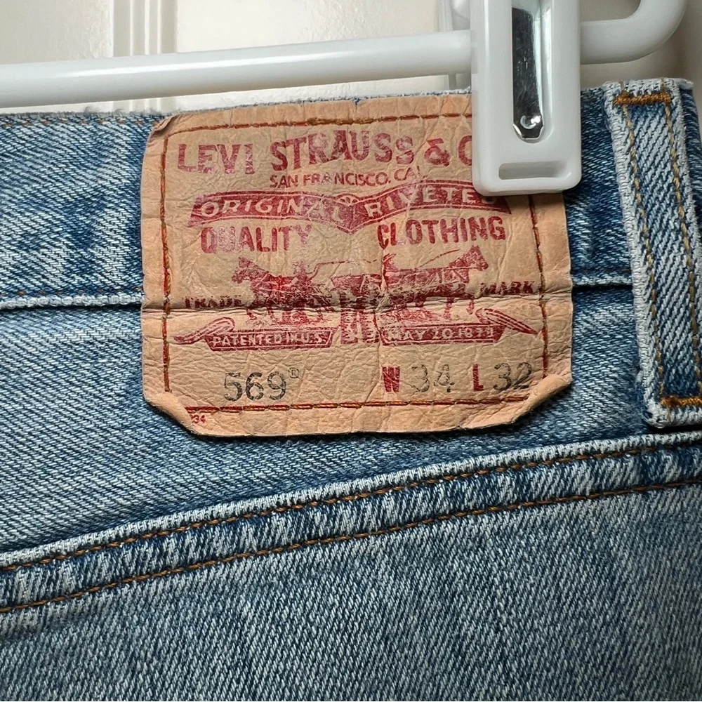 Levis timeless loose